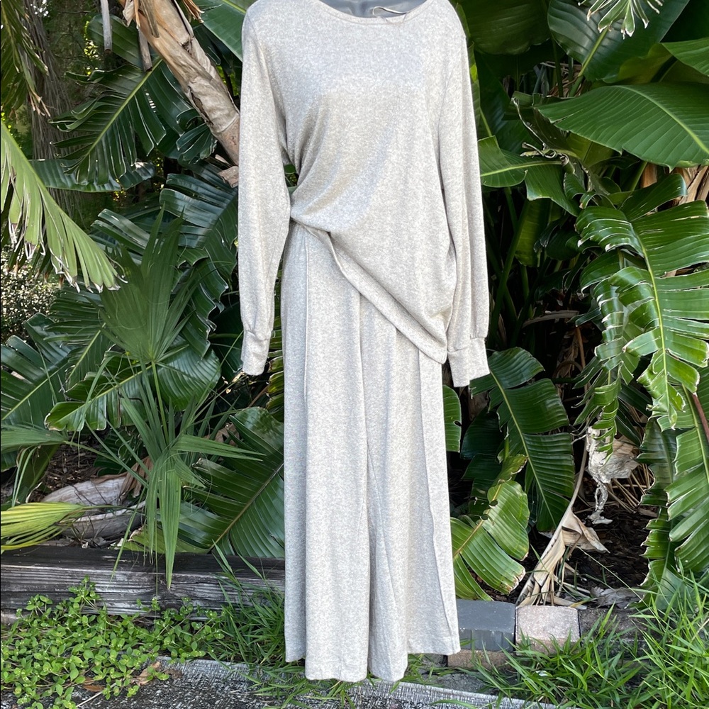 metallic silver knit top and wide leg pants